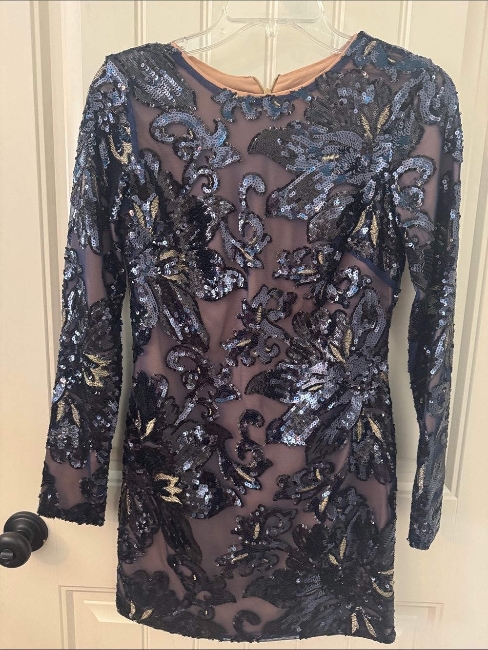 Dress the Population Navy and Gold Sequin Long-Sleeve Sheath Dress